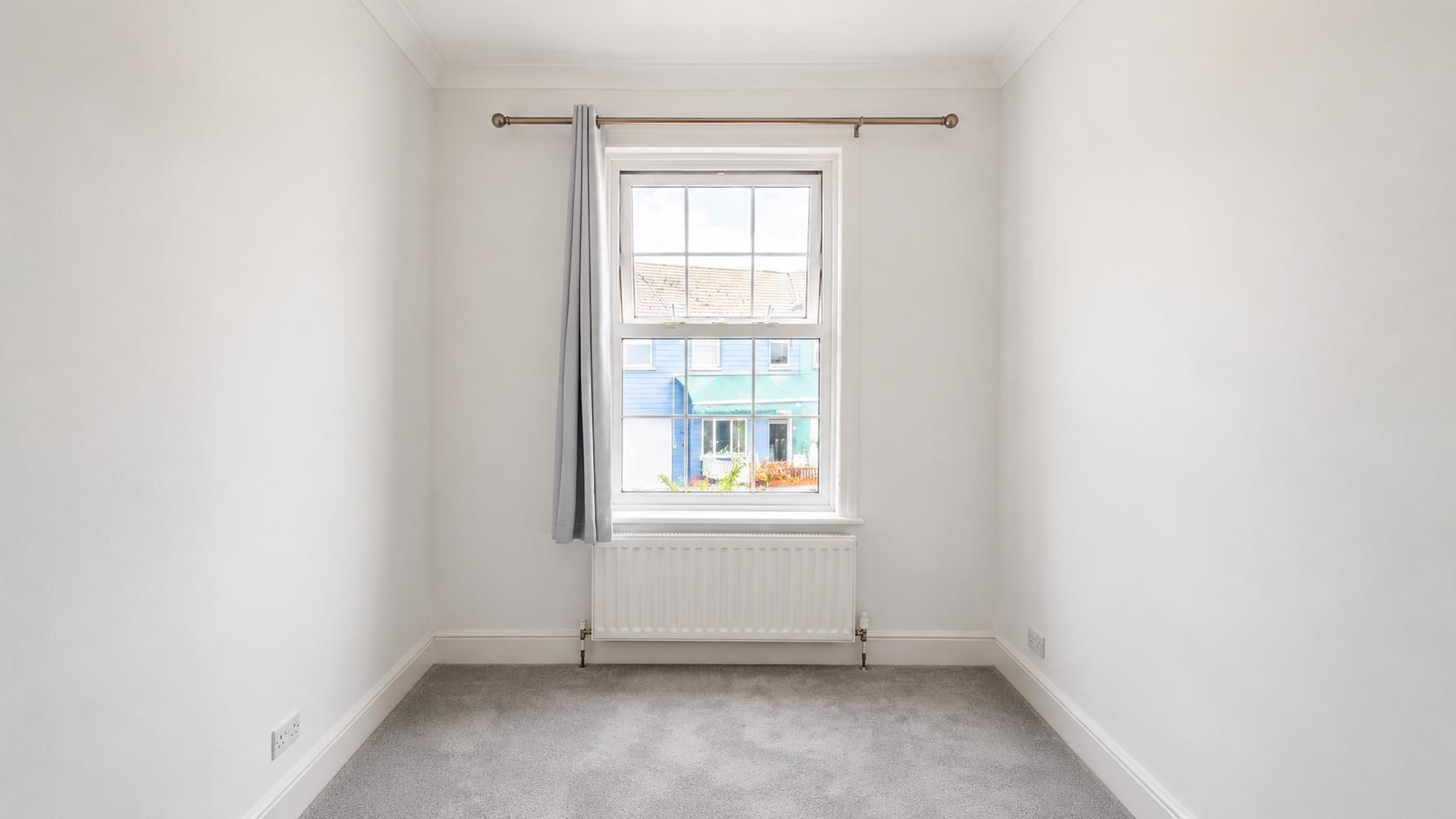 3 bed property in Trinity Mews, Hastings